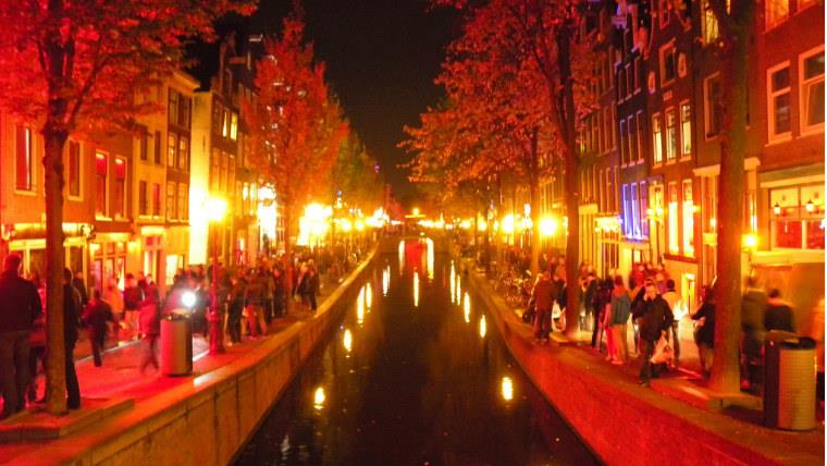 kvartal-krasnyh-fonarej-amsterdam-red-light