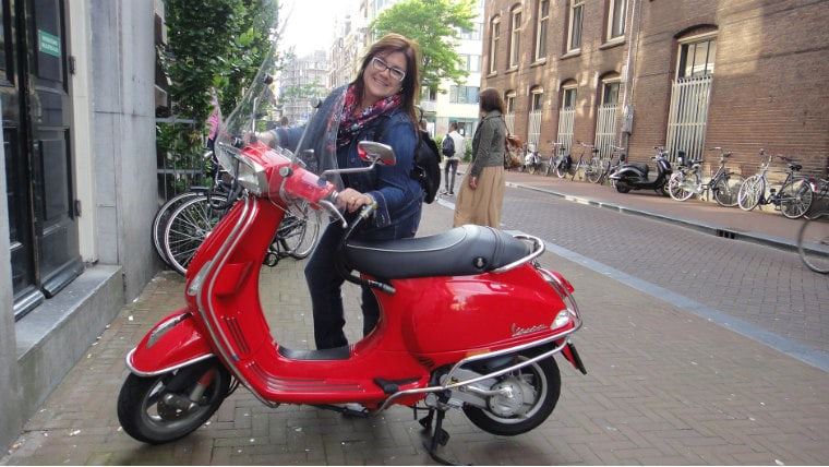 Квест по Амстердаму на скутере