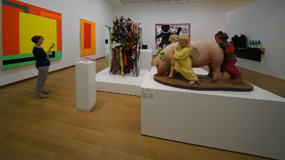 музей современного искусства в Амстердаме