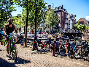 Амстердам - город велосипедов